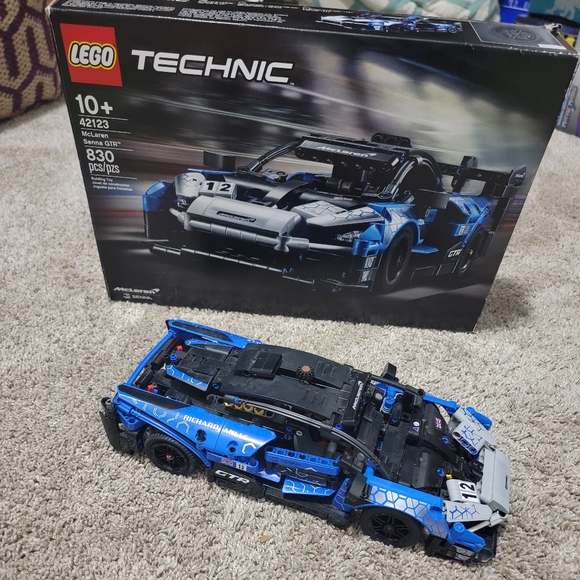 Lego Technic - Picture 1 of 2